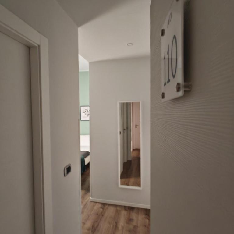 AD 111 ColaDiRienzo Rooms - by AD Roma - Camera Matrimoniale con Bagno Privato - 7