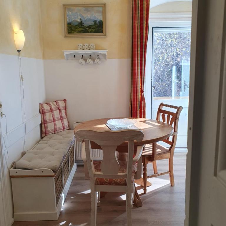 Appartement Harrer - Familienzimmer mit Seeblick - 1
