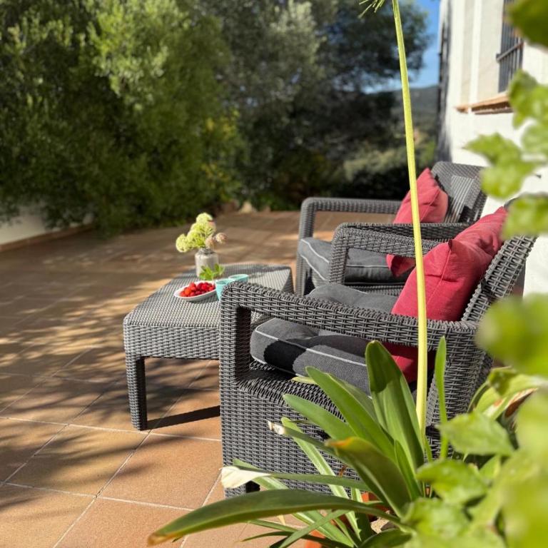 Villa Vista Bonita with private pool, 4 bedrooms, 9 people - Villa - 42