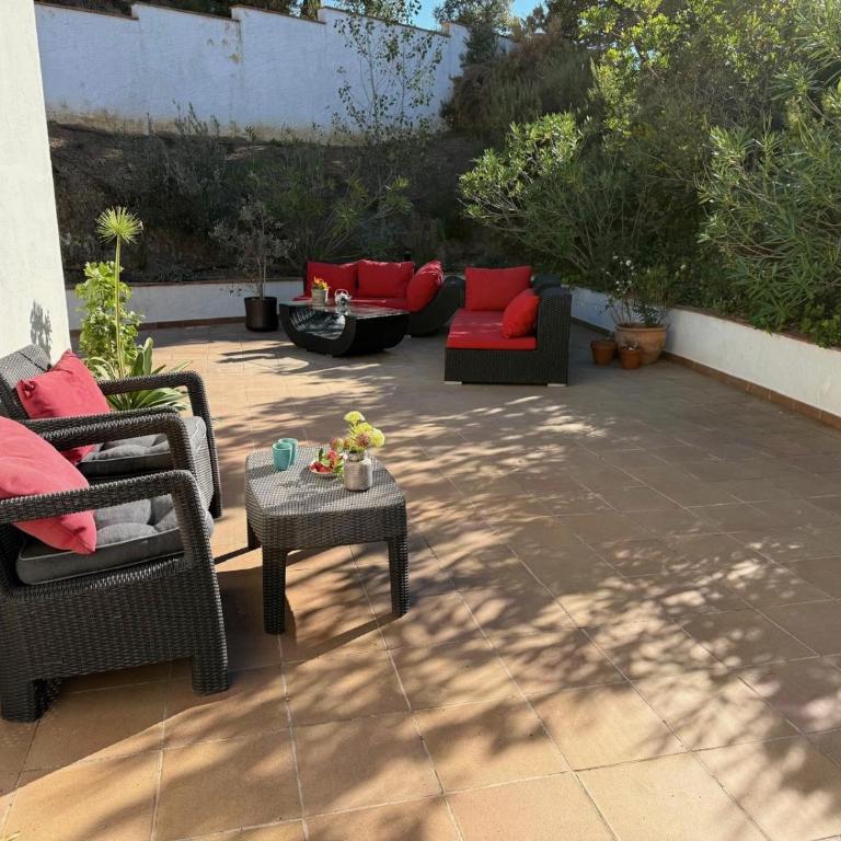 Villa Vista Bonita with private pool, 4 bedrooms, 9 people - Villa - 47