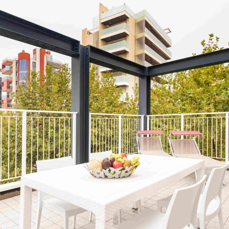 Relax in the terrace of our flat - Beahost - Appartamento - 1