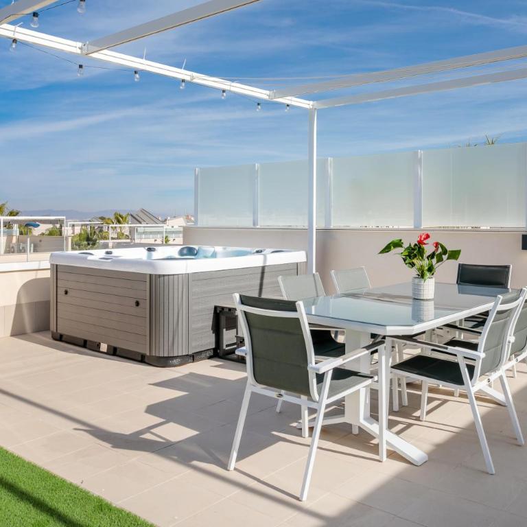 Private jacuzzi, heated pool, summer kitchen, AC - Apartamento de 2 dormitorios - 18