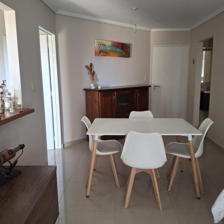 Temporary Furnished Apartment 1 bedroom - Apartamento de 1 dormitorio - 1