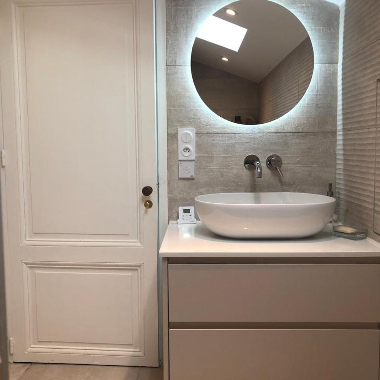 Family House in Bordeaux City Center Chartrons 250m2 - Pool, Garden, AC - Maison 4 Chambres - 17