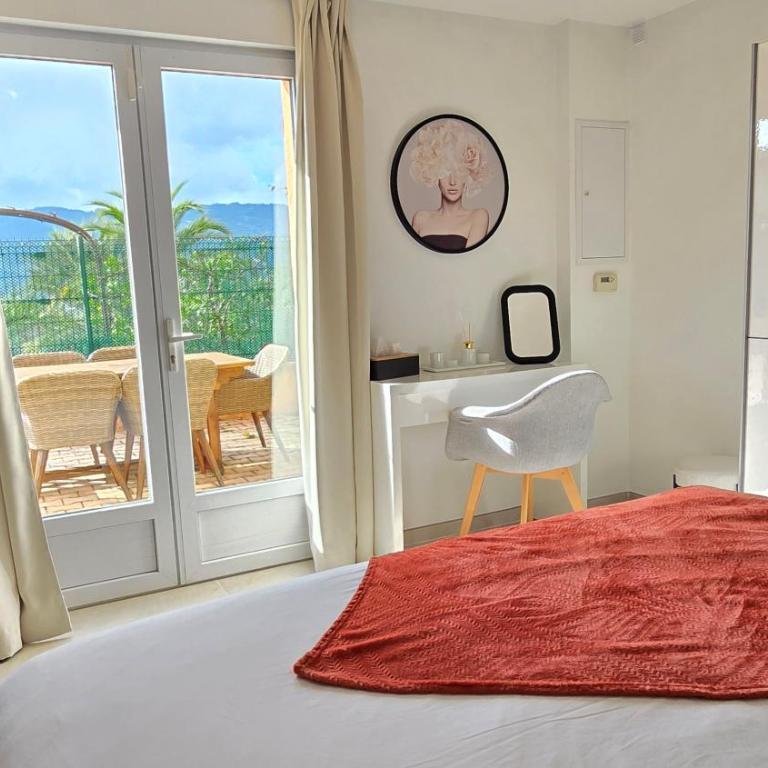 appartement indépendant rez de chaussée de villa - Appartement - 1