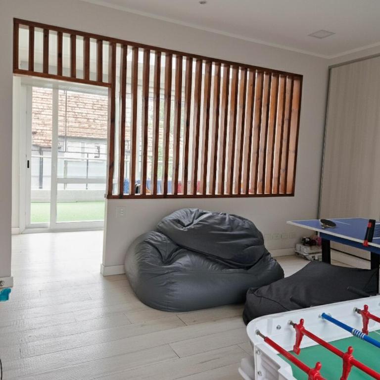 Casa moderna en barrio residencial de CABA - Casa de 4 dormitorios - 10