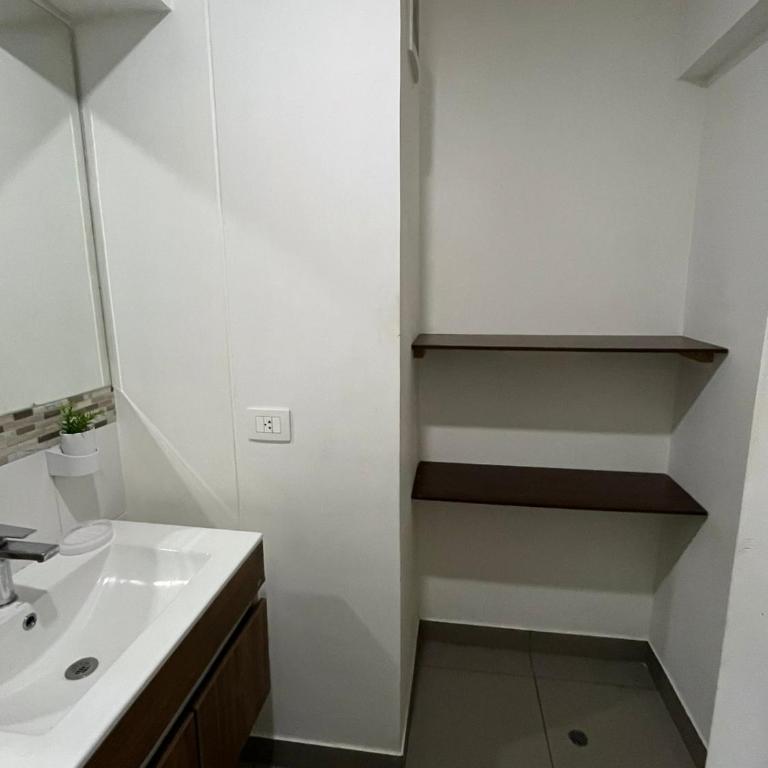 Dpto con 13 camas y vista al mar de 3 habitaciones - Suite Familiar - 13