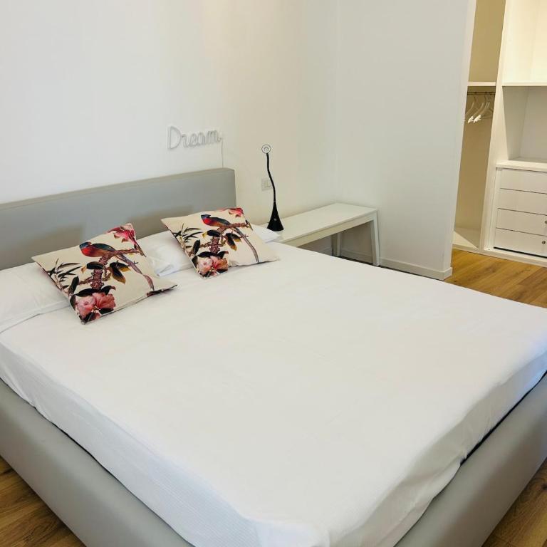 Luna Home - One-Bedroom Apartment - 13