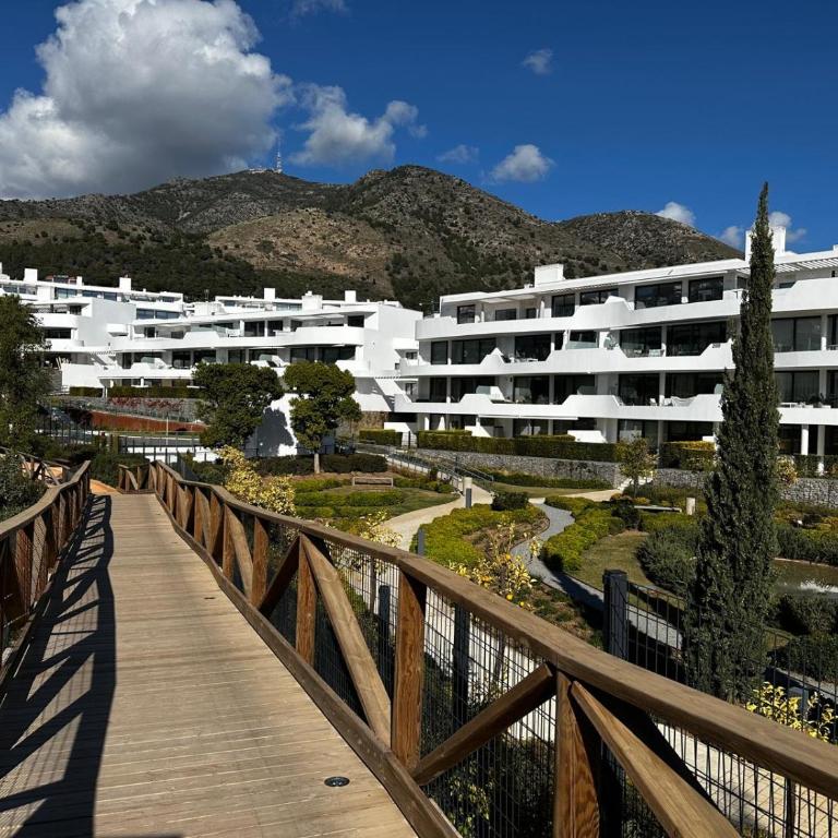 Luxury 2BR Apartment Big Terrace Pool Higuerón West - Apartamento de 2 dormitorios - 20