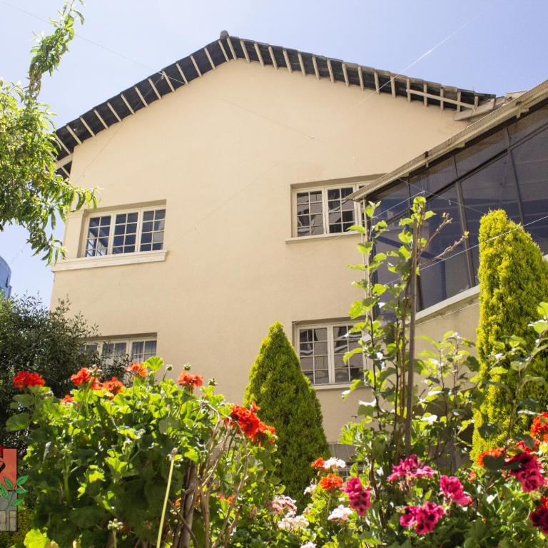 Casa Rumi - Guesthouse - Double Room with Shared Bathroom - 1