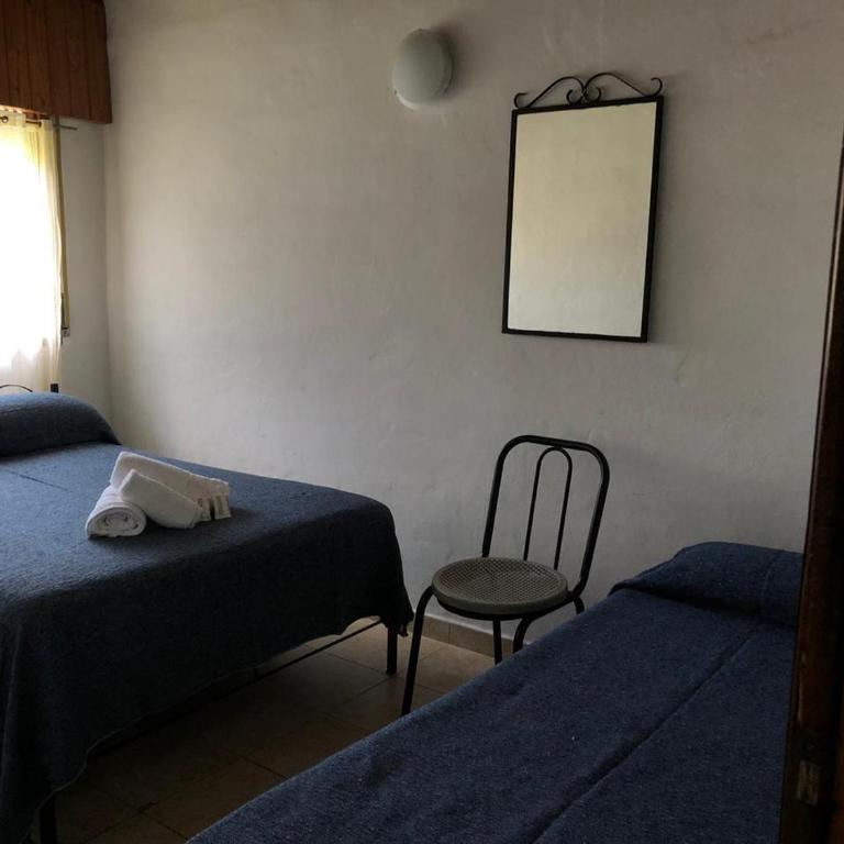 Hostería Michel - Triple Room with Private Bathroom - 1