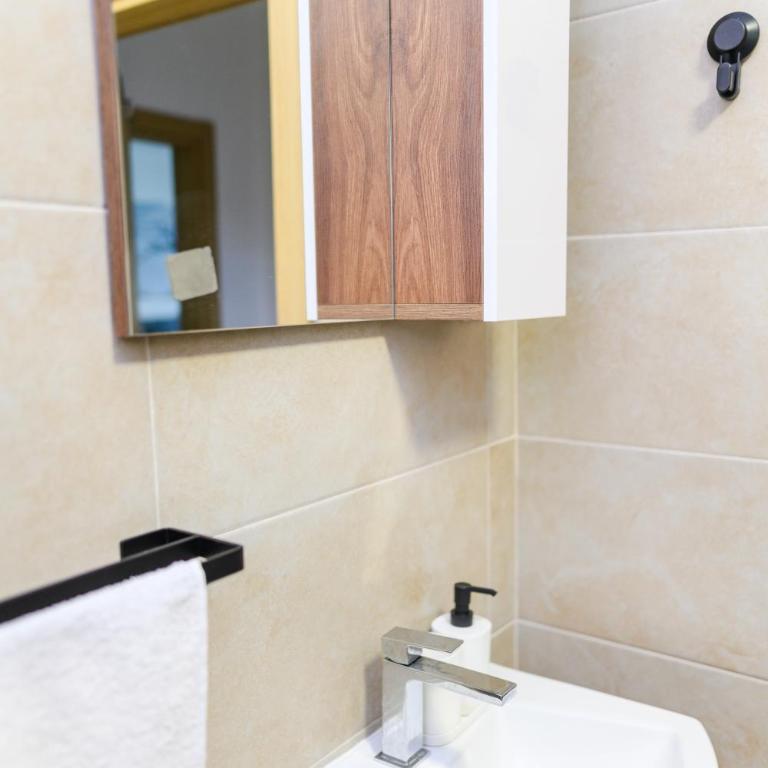 Apartman Nota Premium Garaza Parking Vauceri Ne - One-Bedroom Apartment - 34