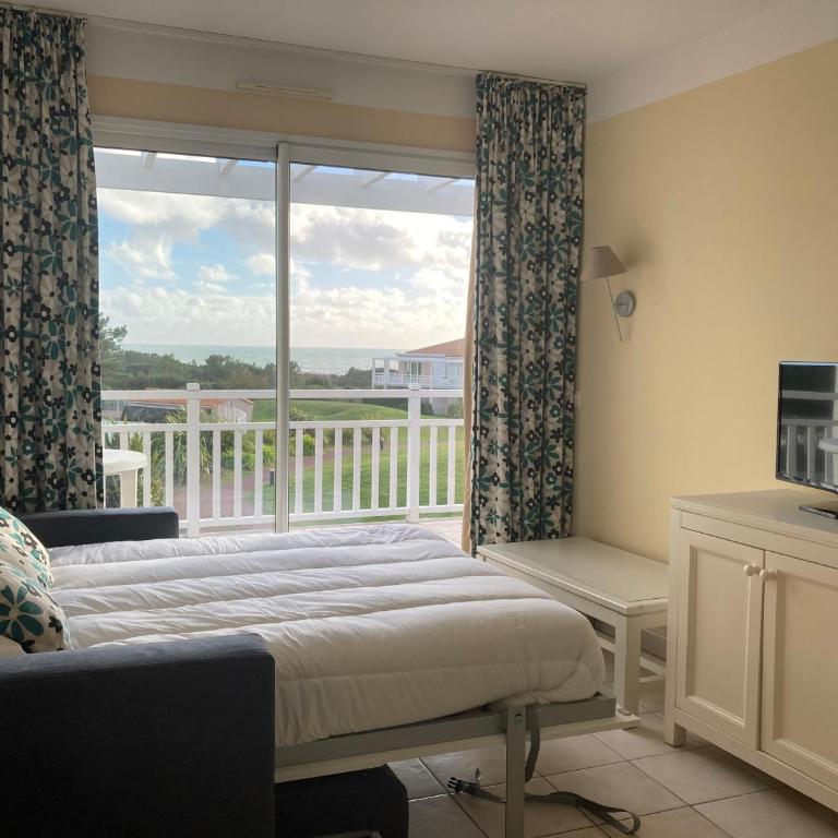 Les Sables-d'Olonne - Vue Mer, Terrasse, Wifi Fibre & Piscine, à 2 pas de l'Océan - E101 - Appartement 1 Chambre - 7