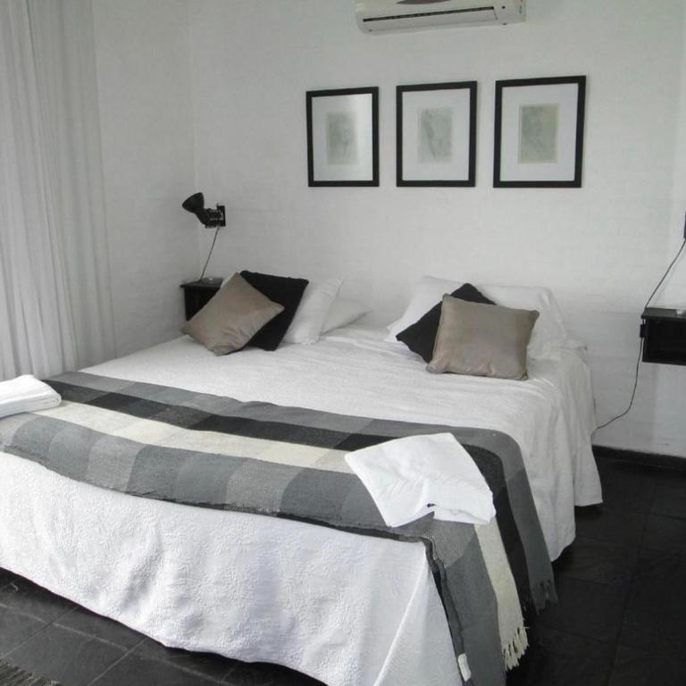 Aura Montoya - Habitación Doble Deluxe con balcón y vistas al mar - 1