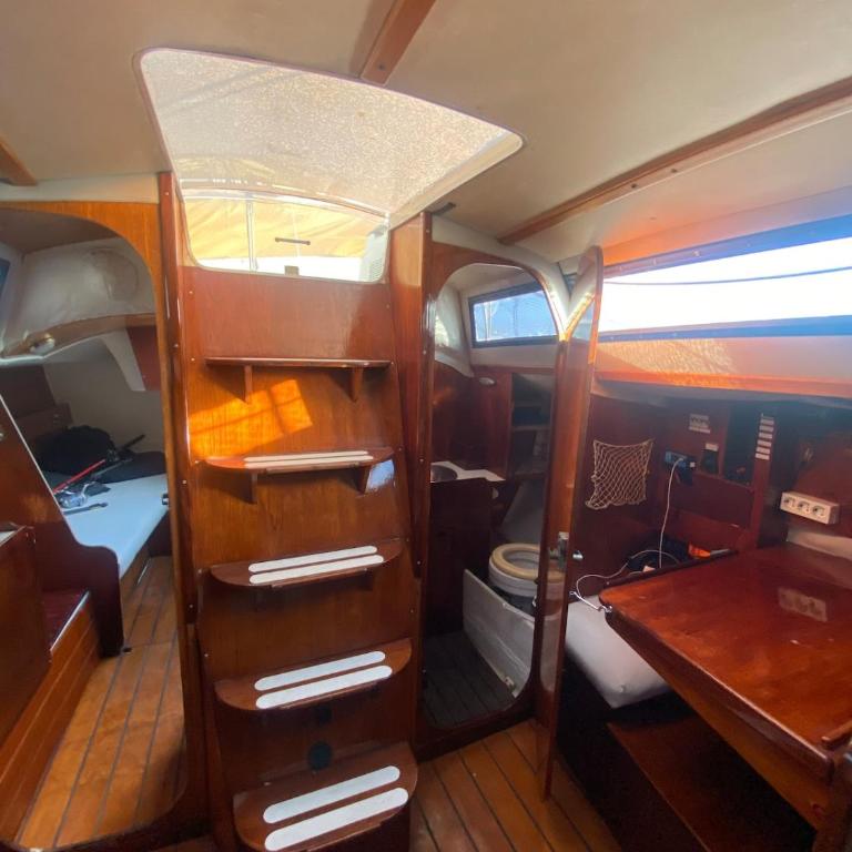 Imagine waking up to the sound of the sea - Mobile Home - 11