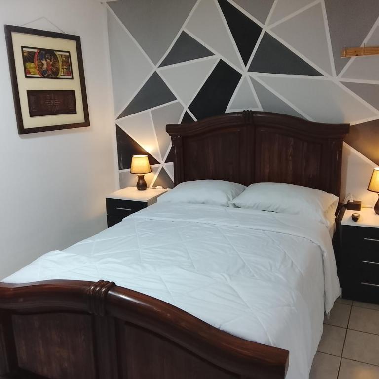 Aracari Inn Mindo - Deluxe Double Room - 9