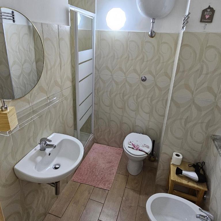 Le tre orchidee - Camera Matrimoniale con Bagno Privato - 5