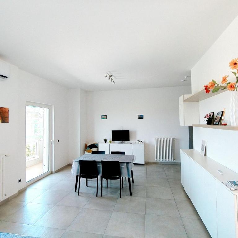 Seagull Apartments Bari Sea & Airport - Appartamento con 2 Camere da Letto, Balcone e Vista mare - 15