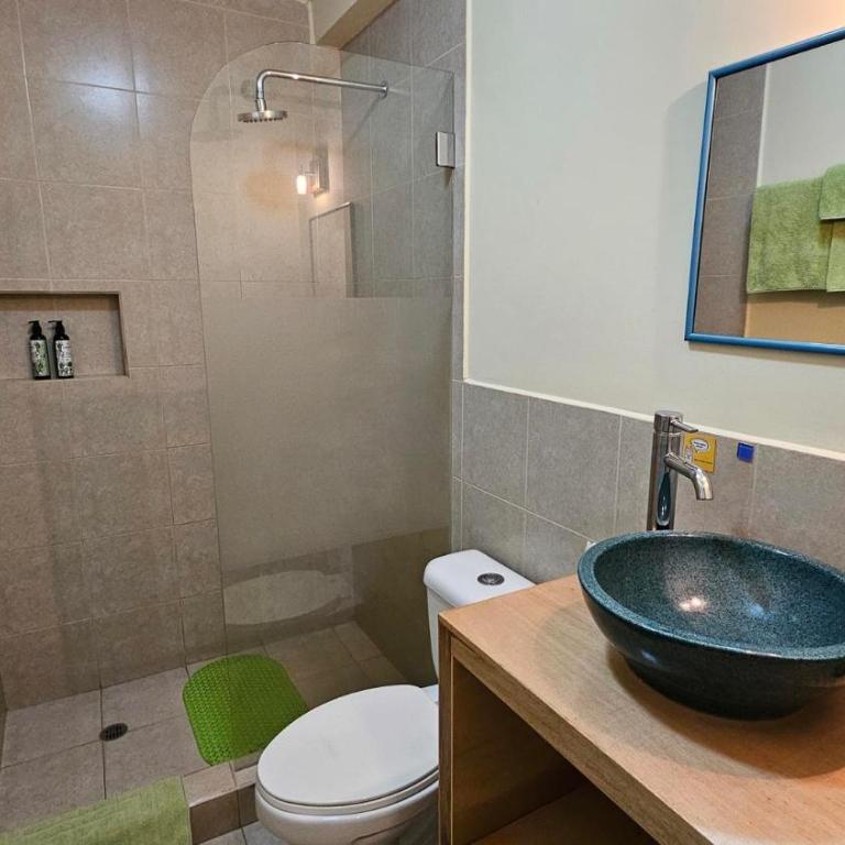 Inti Sisa Art Guesthouse - Habitación Familiar con baño privado (4 adultos) - 1