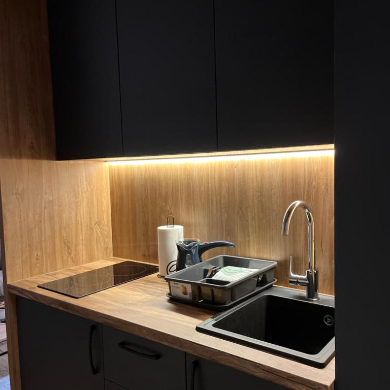 Apartmani Balkan Square - Studio Apartment with Balcony - 4