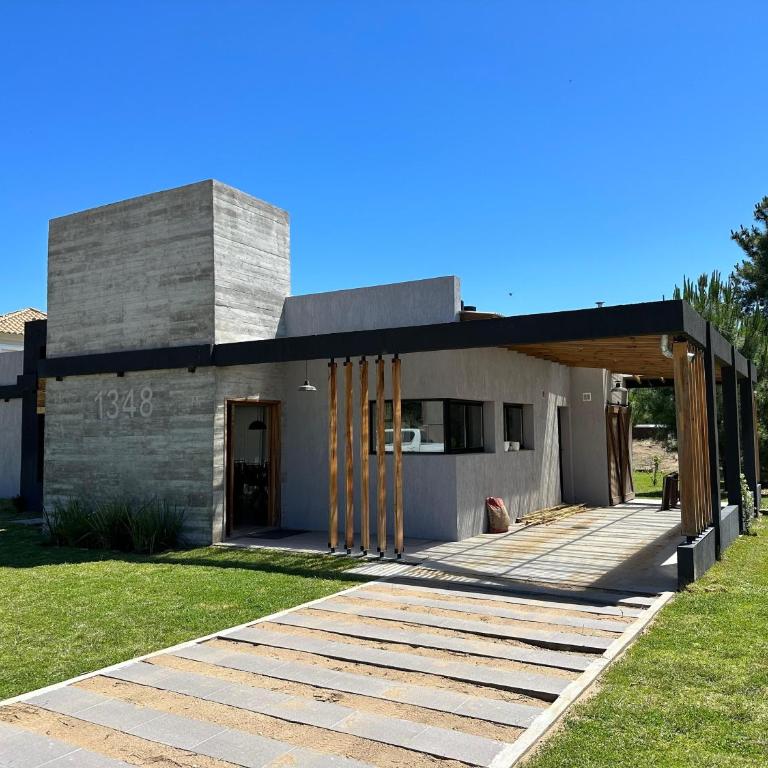 Casa Moderna, Barrio Nayades - Casa de 3 dormitorios - 1