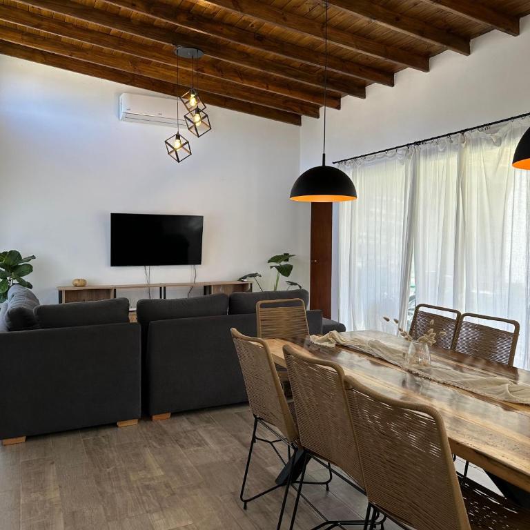 Casa Moderna, Barrio Nayades - Casa de 3 dormitorios - 12