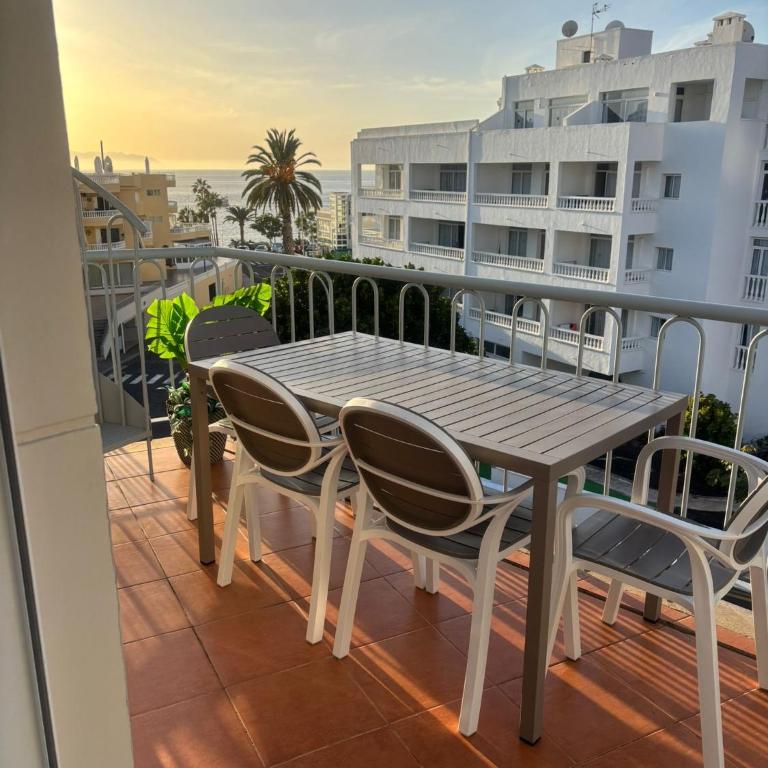 Poseidon Dreams Tenerife - One-Bedroom Apartment - 4