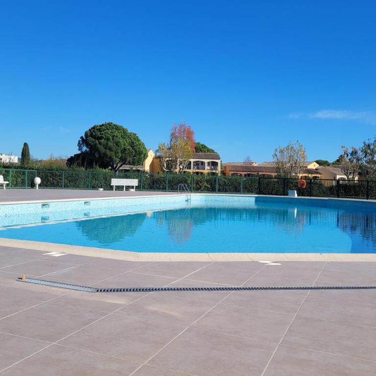 Ginkgo Studio - piscine, proche de la mer, Golf, WIFI - Monolocale con Vista Montagna - 10