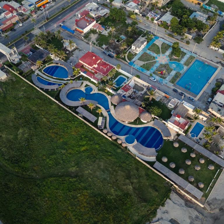 Condominio en Acapulco con acceso a club de playa - Apartamento de 3 dormitorios - Planta Alta - 32