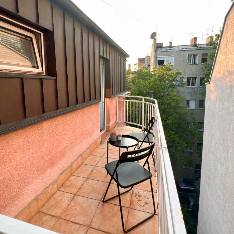 Room for one in sunny 93m2 apt - Jednokrevetna Soba sa Balkonom - 9