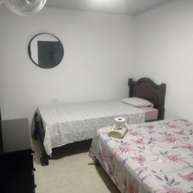 Hospedaje Lulú - Licores 24 - Family Room - 8