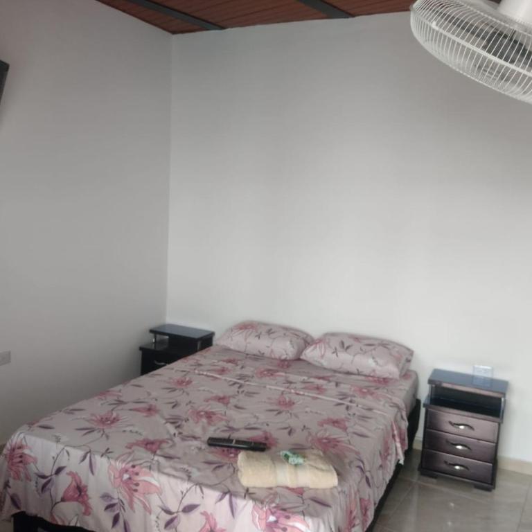 Hospedaje Lulú - Licores 24 - Double Room with Private Bathroom - 4