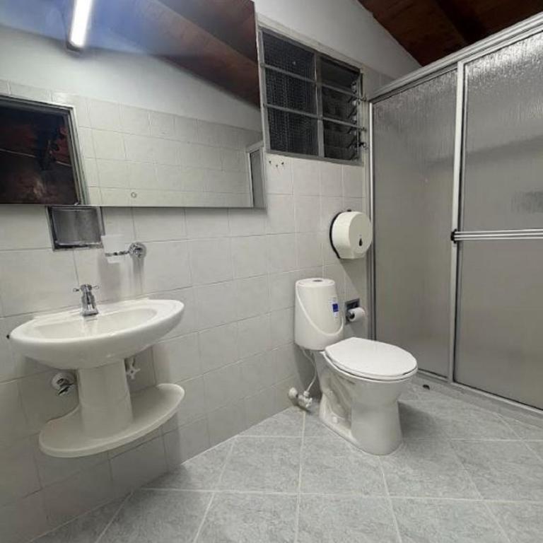 accommodation in medellin, laureles, belen rosales - Casa de 4 dormitorios - 18