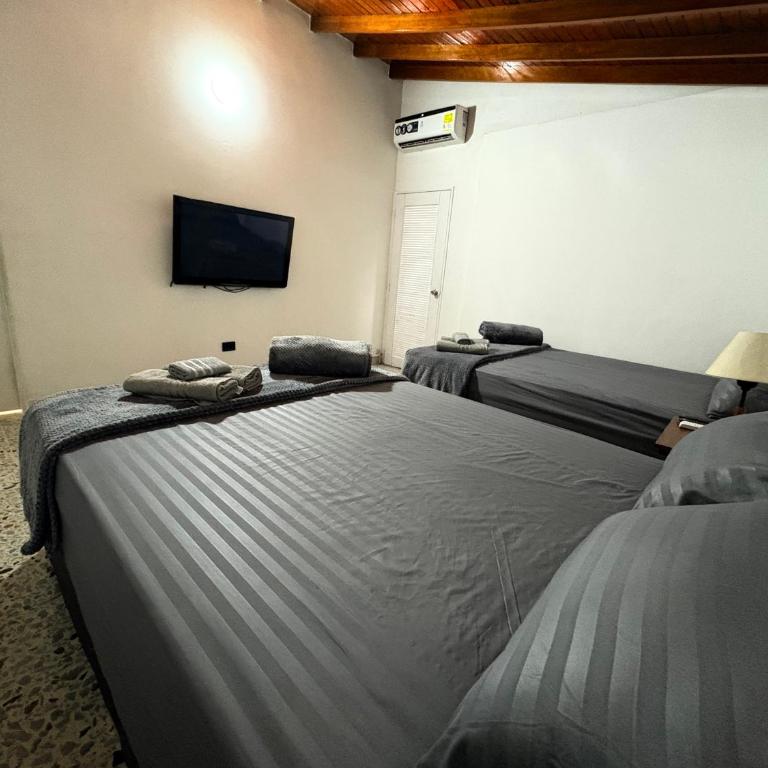 accommodation in medellin, laureles, belen rosales - Casa de 4 dormitorios - 11