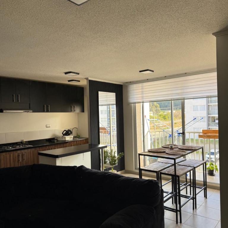 Dpto sector la florida - Two-Bedroom Standard Apartment - 14