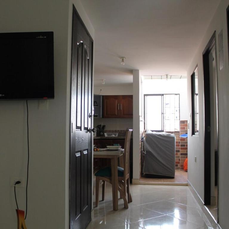 Acogedor Apartamento en la ciudad de Medellín- La floresta - Two-Bedroom Apartment - 11