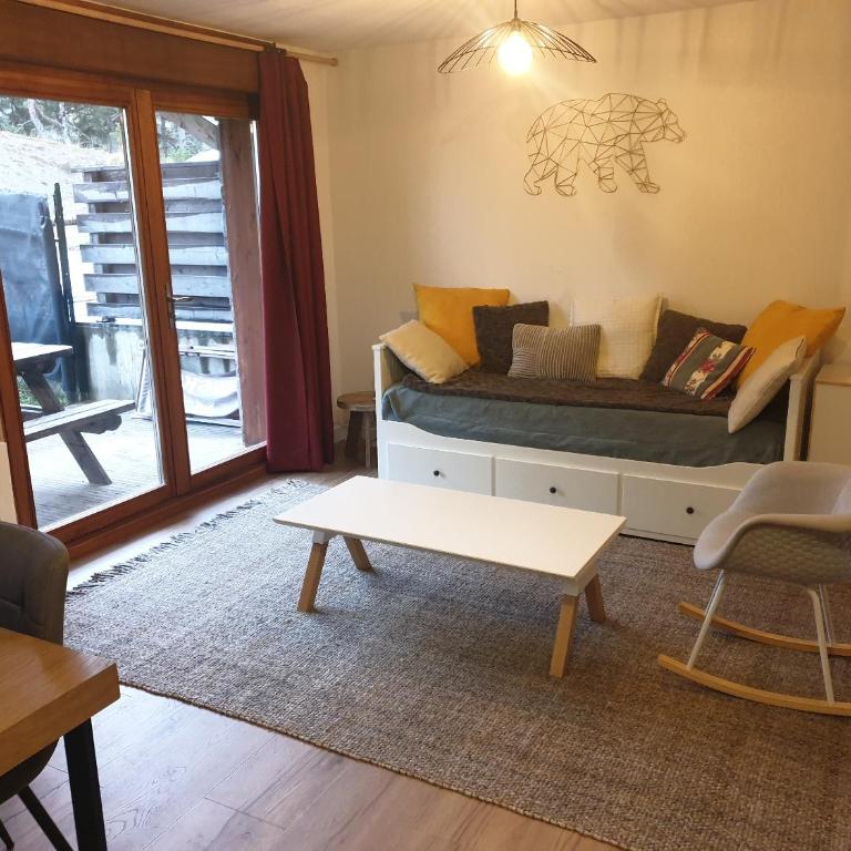 Le Dévoloup - Appartement 3 étoiles pour 5 personnes avec piscine - Appartement 1 Chambre avec Jardin - 2