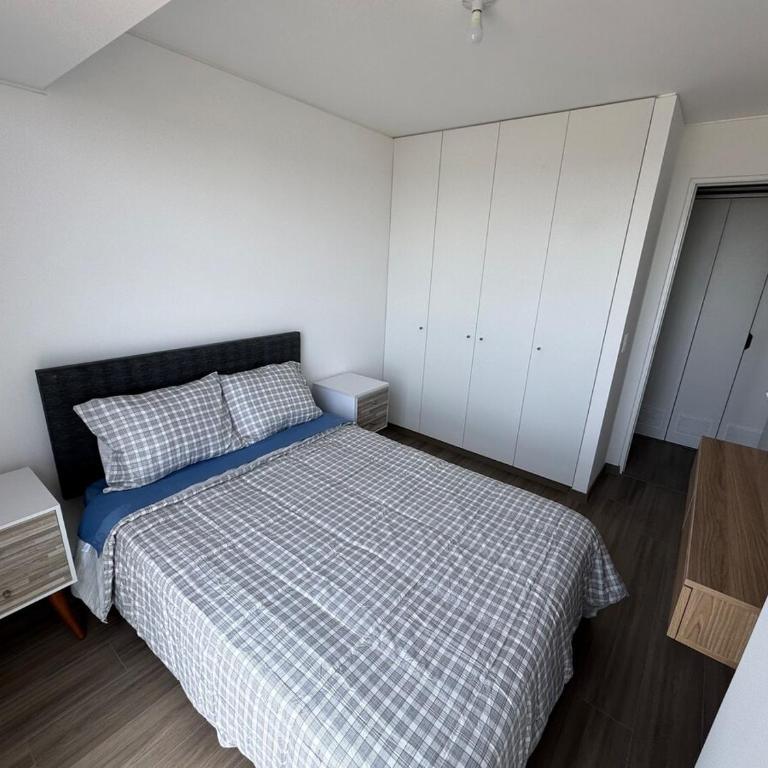 Cozy bedroom in Miraflores with rooftop pool - Superior Double Room - 9