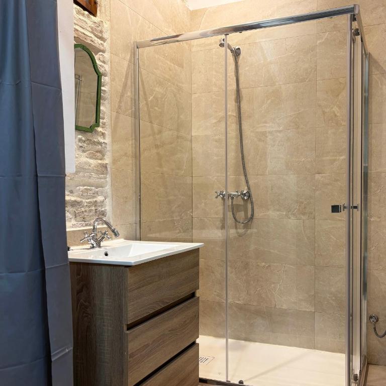 Cervantes Suites OnlyMalaga - Habitación Doble con baño privado - 13