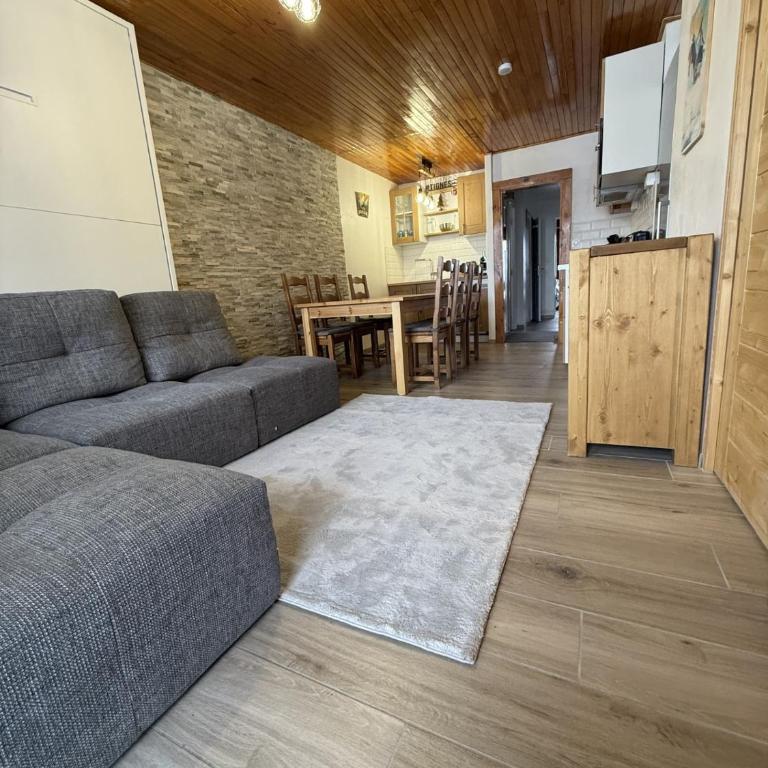 Appartement Tignes 2100 - 6-8 personnes - 2 chambres - 3 Télévisions - Wifi inclus - Two-Bedroom Apartment - 2