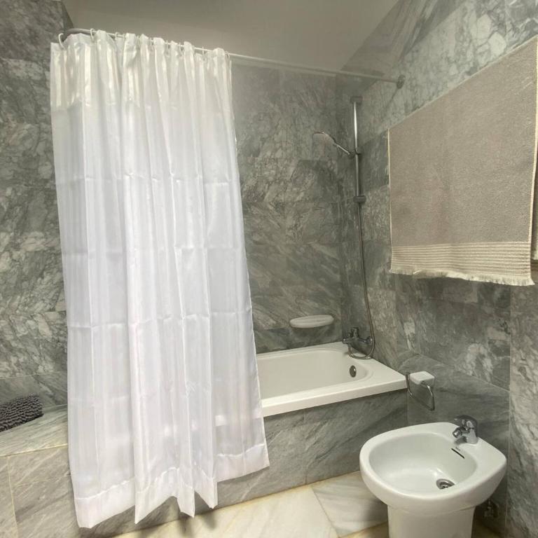 Apt. El Guirre Nº 13 - alto - Apartamento de 1 dormitorio - 29
