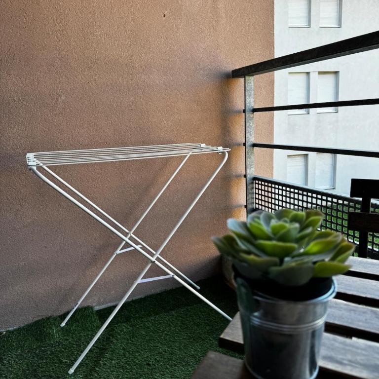 Jungle Cosy - Gare - Bus - Parking gratuit - WIFI - Appartement 1 Chambre - 9