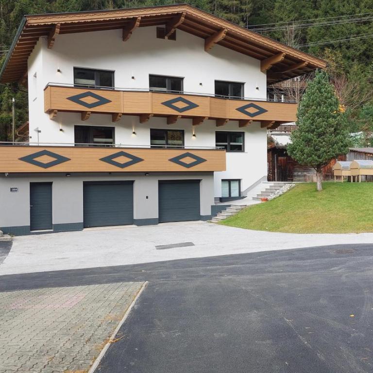 Haus Aloisia - Ferienwohnung mit Bergblick im Naturpark Zillertal - Apartment mit 3 Schlafzimmern und Bad - 3