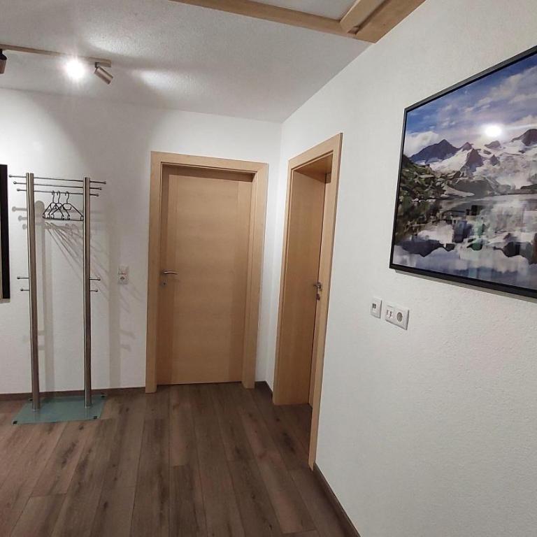 Haus Aloisia - Ferienwohnung mit Bergblick im Naturpark Zillertal - Apartment mit 3 Schlafzimmern und Bad - 11