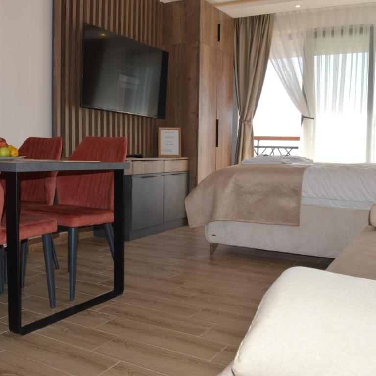 Deluxe Mountain View Studio ViS in Residence Hill Hotel Kopaonik - One-Bedroom Apartment - 32