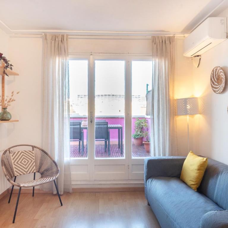 Penthouse Apartment with Terrace in Barcelona City Center - Apartamento de 2 dormitorios - 10