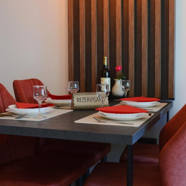 Deluxe Mountain View Studio ViS in Residence Hill Hotel Kopaonik - One-Bedroom Apartment - 36