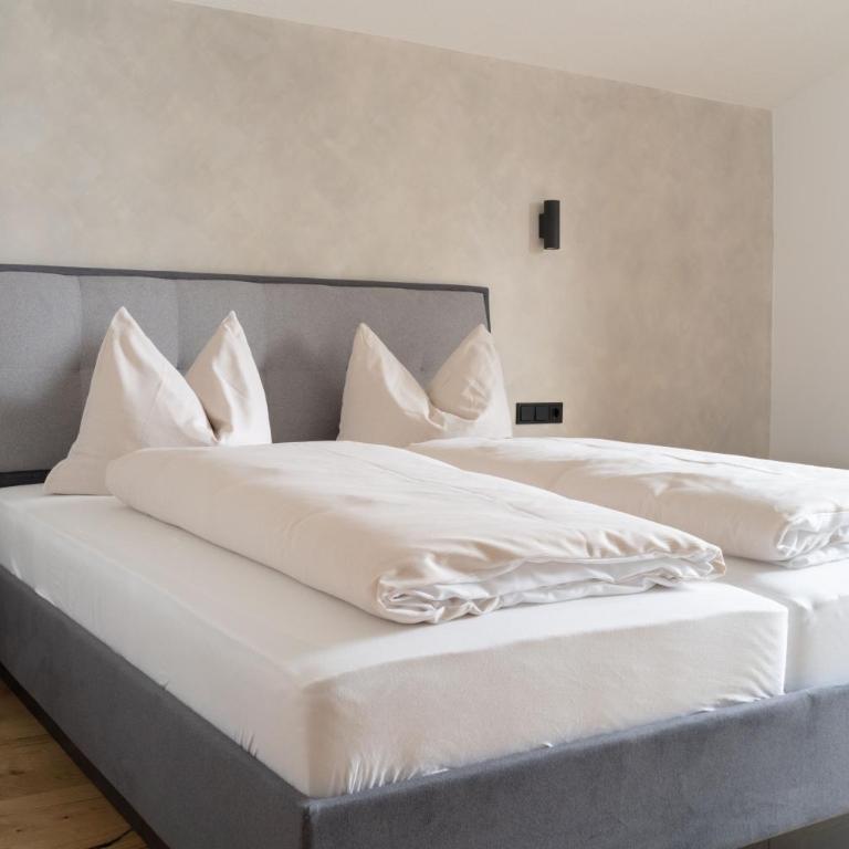 Hotel Hubertus - Deluxe Doppelzimmer mit Balkon - 1