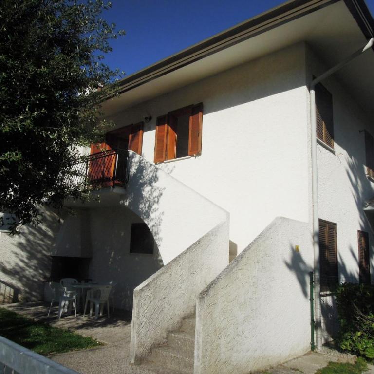 Villa Mery - Appartamento con 2 Camere da Letto - 87