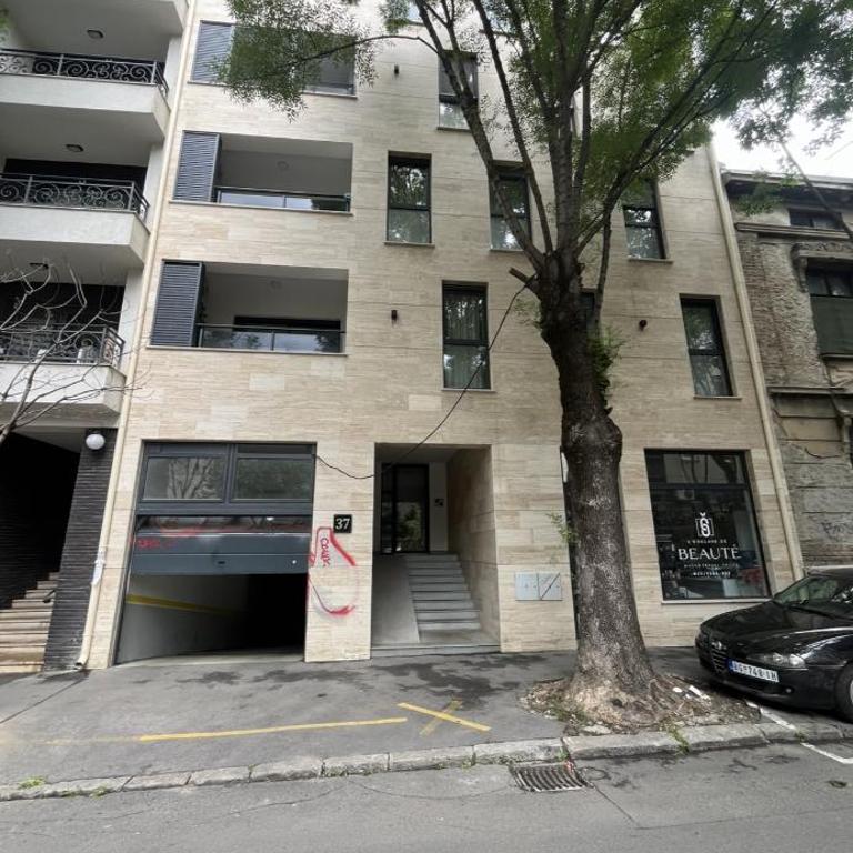 Lux Brilijant Apartmant - Two-Bedroom Apartment - 21